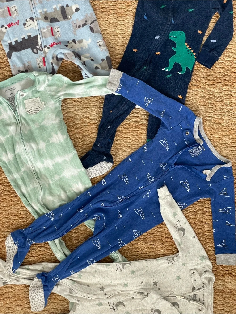 Carter’s Baby Boy 5 Piece Footed Pajamas Lot 12M Sleepwear Casual Cozy